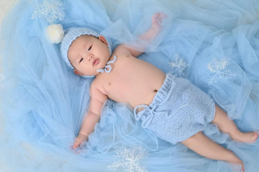 中国台湾宝宝流黄鼻涕打喷嚏 中国台湾宝宝流黄鼻涕打喷嚏